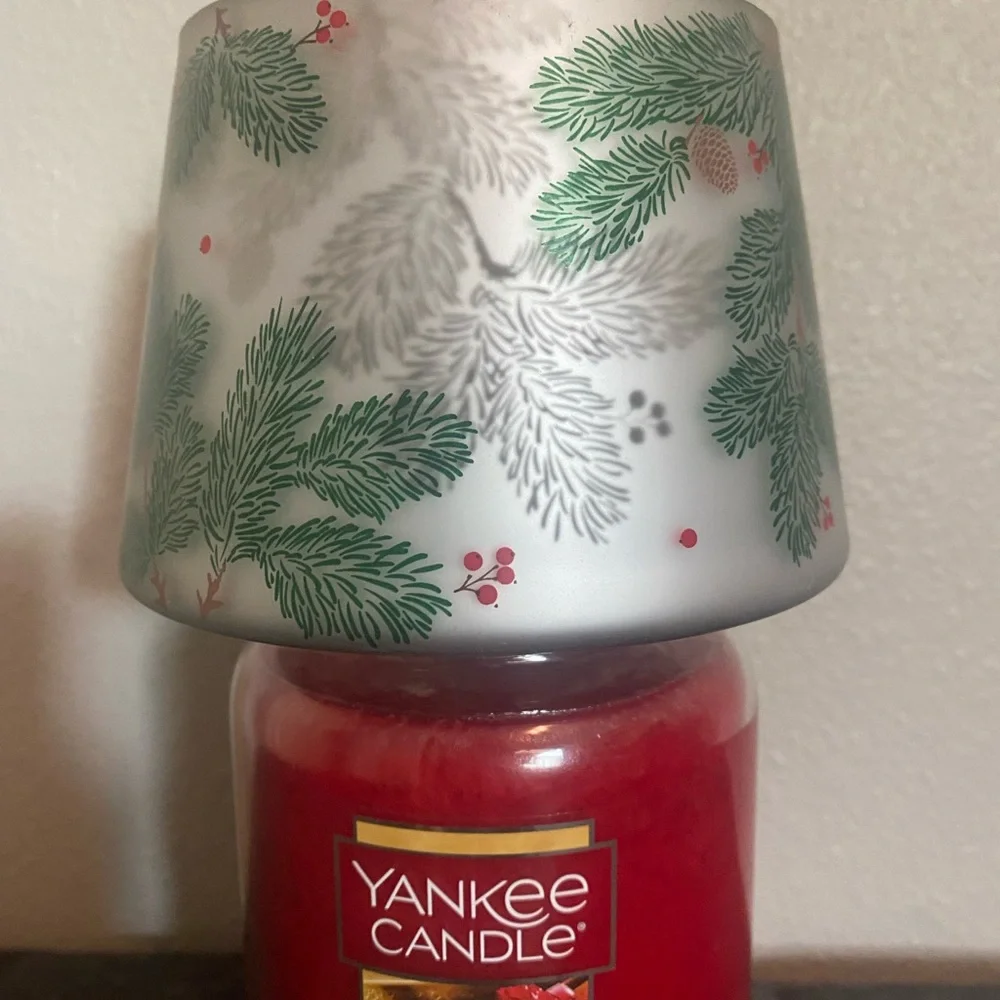 Yankee Candle Christmas Jar Shade - Picture 1 of 3